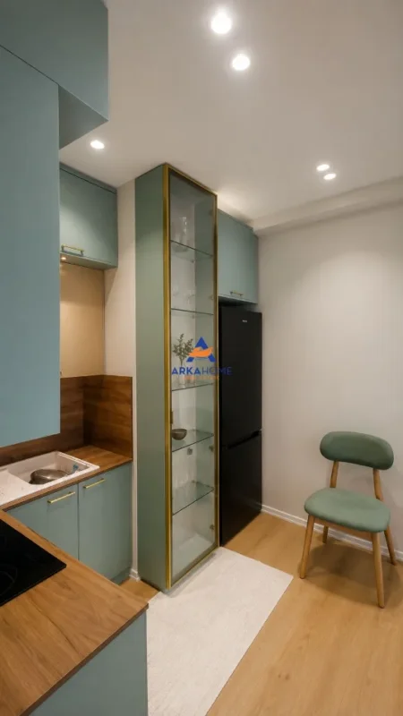Tirane, jepet me qera apartament 2+1+Ballkon Kati 7, 110 m² 800 € 