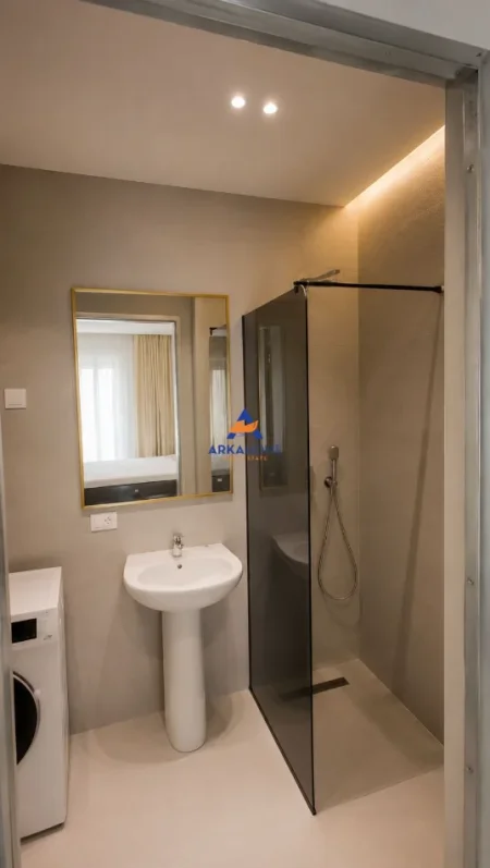 Tirane, jepet me qera apartament 2+1+Ballkon Kati 7, 110 m² 800 € 
