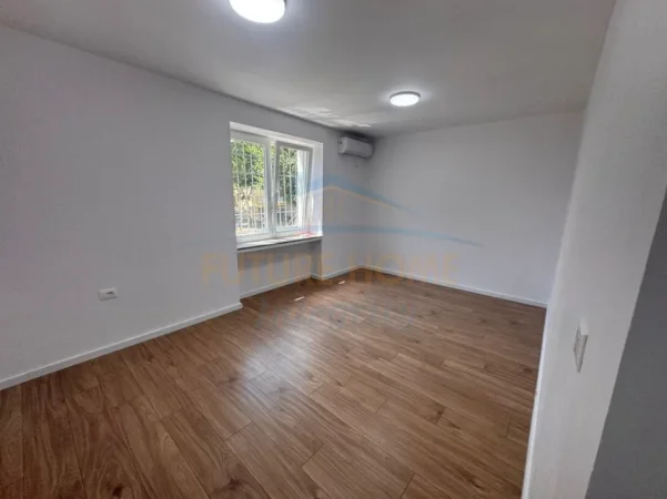 Tirane, jepet me qera apartament Kati 2, 75 m² 800 € (Stacioni i Trenit)