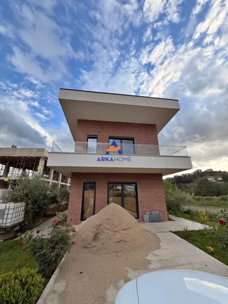 Tirane, jepet me qera apartament Vile 2 Katshe Kati 2, 250 m² 