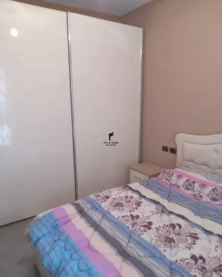 Tirane, jepet me qera apartament 2+1 Kati 4, 90 m² 500 € (ASTIR)