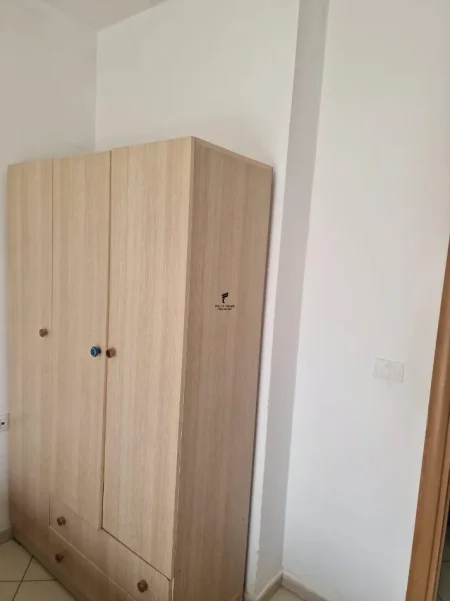Tirane, jepet me qera apartament 1+1 Kati 7, 65 m² 400 € (ASTIR)