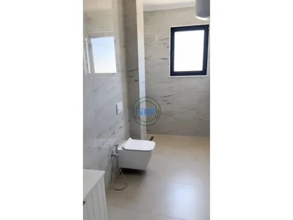 Durres, shitet apartament 1+1 Kati 5, 56 m² 110.000 € (Golem)