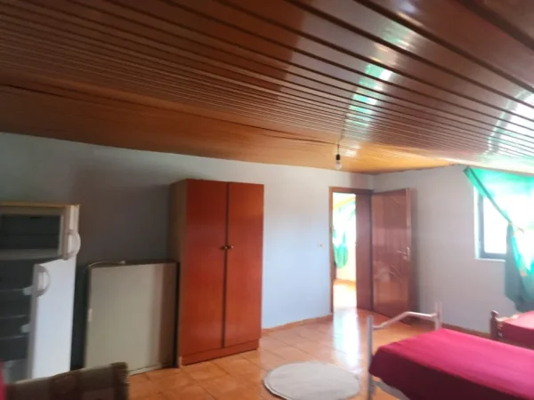 Tirane, jepet me qera apartament 2+1 Kati 3, 80 m² 300 € (Rruga Njazi Meka)
