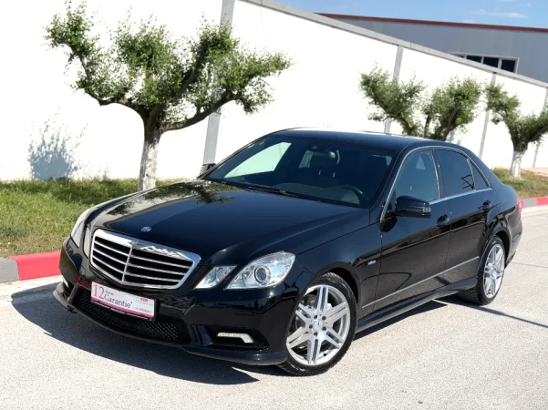 MERCEDES - BENZ E 220 NAFTE 👉 2011 👈 AUTOMATIKE - AMG Line 8.200 €