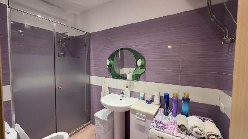 Tirane, shitet apartament 1+1 Kati 7, 58 m² 155.000 € (Kombinat)