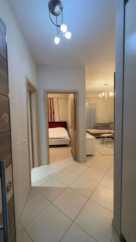 Tirane, shitet apartament 1+1 Kati 7, 58 m² 155.000 € (Kombinat)