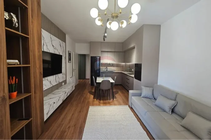 Rr. e Elbasanit, Apartament 1+1 me qira - 65000 Lek