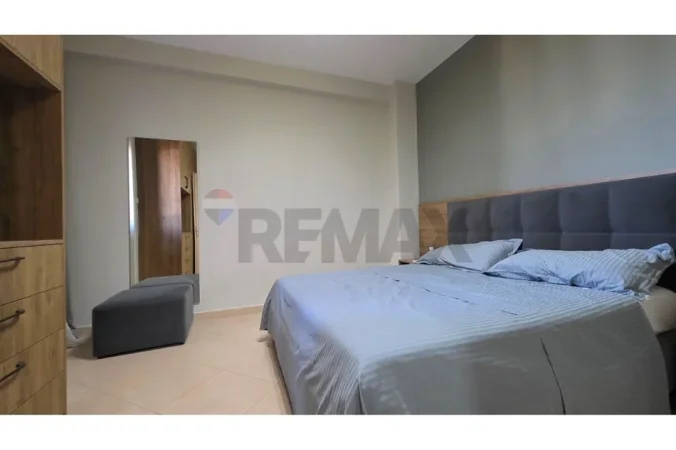 Vlore - Lungomare, shitet apartament 1+1 Kati 5, 62 m² (Rruga Aleksander Moisiu, Vlore)