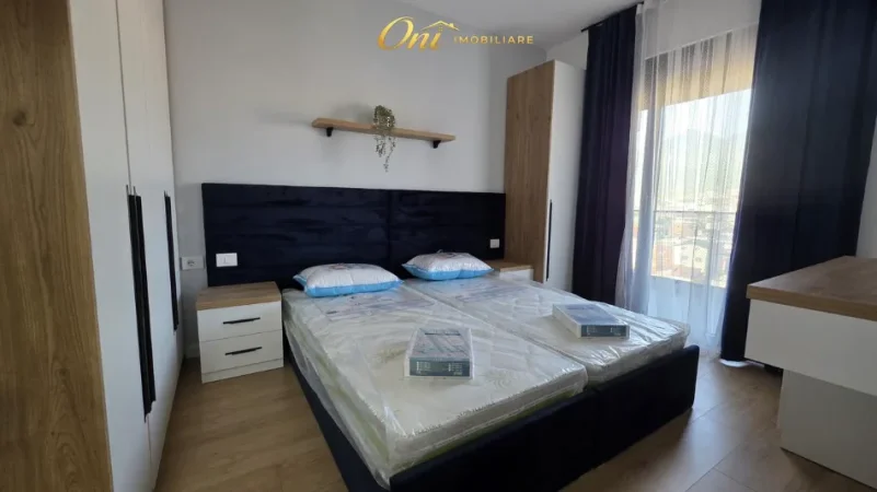 Tirane, jepet me qera apartament 1+1 Kati 8, 60 m² 530 € (5 MAJI)