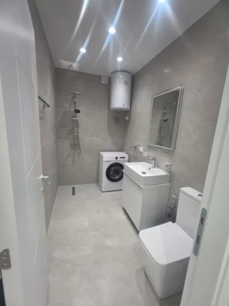 Tirane, shitet apartament 2+1+Ballkon Kati 3, 70 m² 235.000 € (Myslym Shyrri)