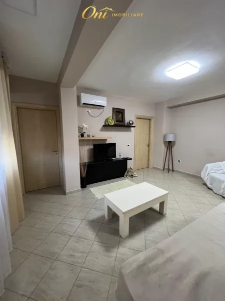 Tirane, jepet me qera apartament 2+1 Kati 3, 70 m² 750 € (SHESHI WILLSON)