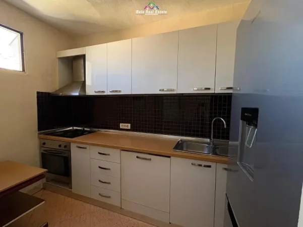Tirane, jepet me qera apartament 2+1 Kati 2, 75 m² 590 € (shkolla e baletit)