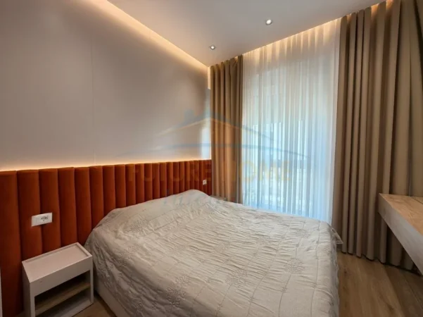 Tirane, shitet 1+1+Aneks+Ballkon Kati 3, 100.000 € (REZIDENCA OXA FRESK)