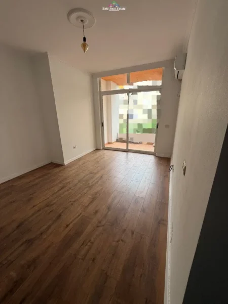 Tirane, shes apartament 2+1 Kati 3, 91 m² 140.000 € (ASTIR)