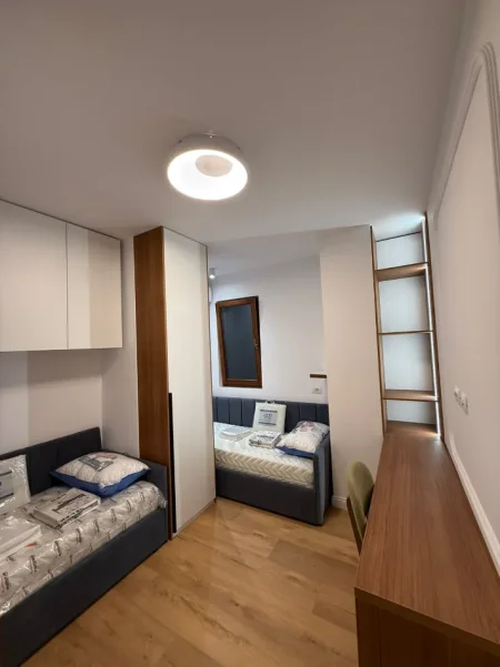 Tirane, jepet me qera apartament 2+1 Kati 6, 70 m² 1.060 € (reshit petrela)