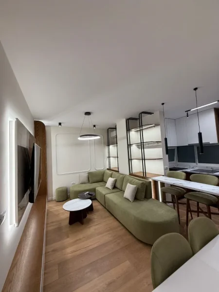 Tirane, jepet me qera apartament 2+1 Kati 6, 70 m² 1.060 € (reshit petrela)