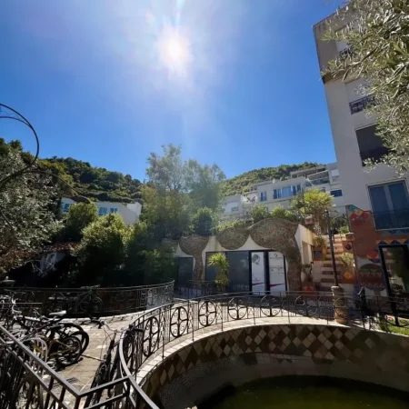 Tirane, shitet apartament 1+1 , 64 m² 103.000 € 