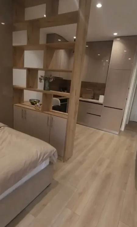 Tirane, jepet me qera garsonier , 400 € (Vila Aleksandros)