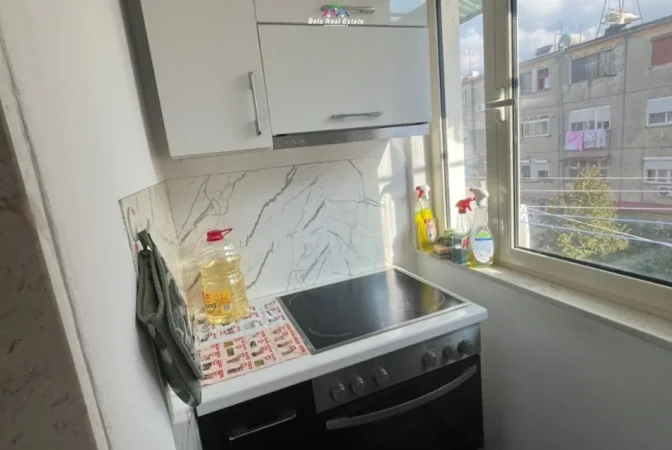 Tirane, jepet me qera apartament 1+1+Aneks Kati 4, 72 m² 475 € (oxhaku)