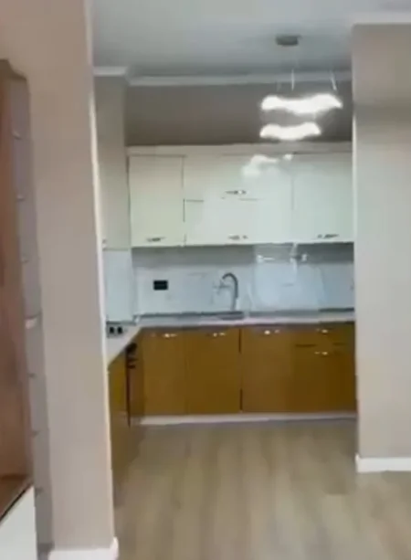 Durres, jepet me qera apartament 1+1 Kati 2, 900 € 
