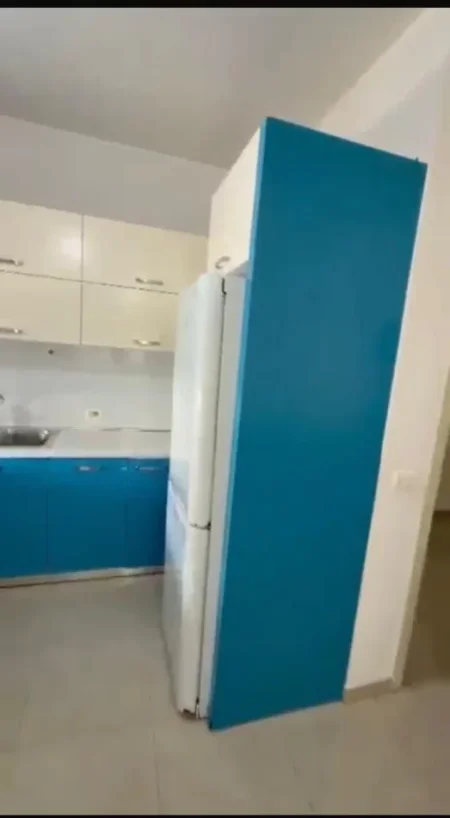 Tirane, jepet me qera apartament 2+1 Kati 2, 100 m² 500 € (Rruga Besa)