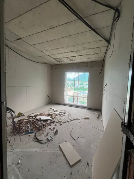 Tirane, shitet apartament 2+1 Kati 6, 108 m² 172.800 € (Porcelan)