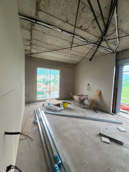 Tirane, shitet apartament 2+1 Kati 6, 108 m² 172.800 € (Porcelan)