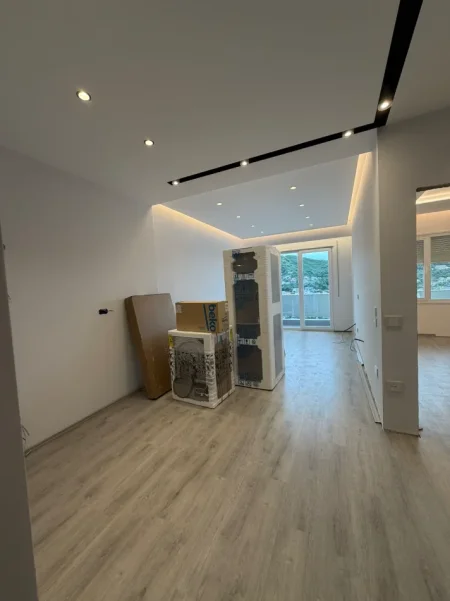 Tirane, shitet apartament 1+1 Kati 12, 72 m² 165.000 € (Golden Park)