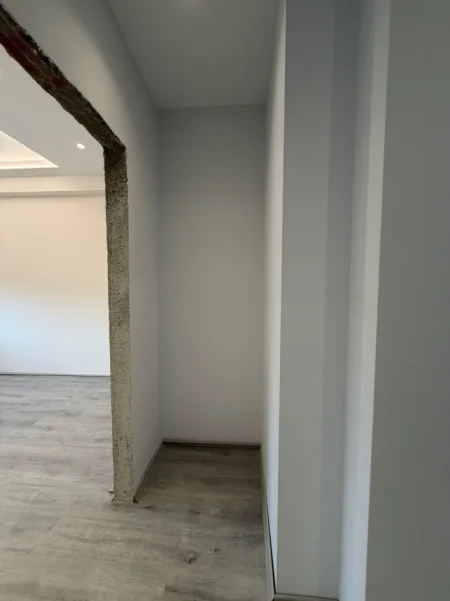 Tirane, shitet apartament 1+1 Kati 12, 72 m² 165.000 € (Golden Park)