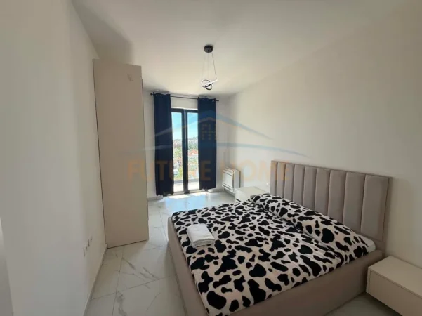 Tirane, jepet me qera apartament 1+1+Aneks Kati 5, 80 m² 550 € (ish Dogana)