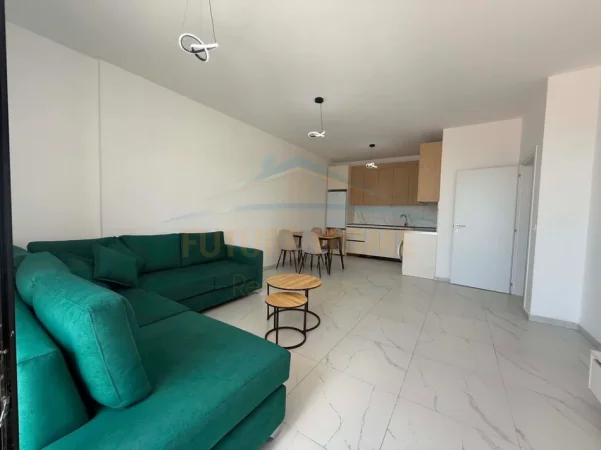 Tirane, jepet me qera apartament 1+1+Aneks Kati 5, 80 m² 550 € (ish Dogana)