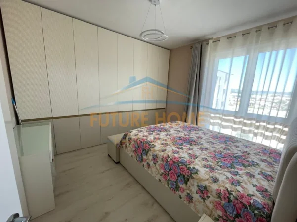 Tirane, jepet me qera apartament 1+1+Ballkon Kati 7, 65 m² 470 € (QTU)