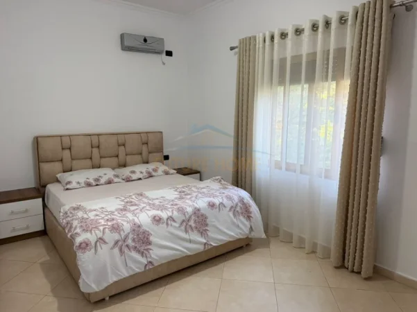 Tirane, jepet me qera apartament 2+1+Ballkon Kati 2, 90 m² 800 € (Rruga e Elbasanit)