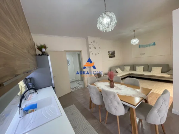 Tirane, shitet apartament 1+1+Ballkon Kati 1, 68 m² 88.500 € 