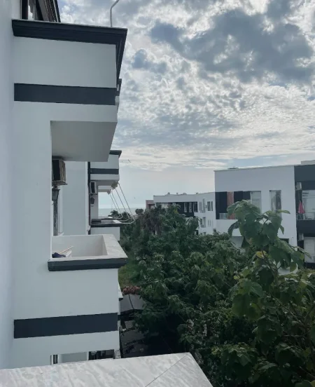 Gjiri Lalezit | Hamallaj, jepet me qera apartament 1+1+Ballkon Kati 2, 55 m² (Insifa)