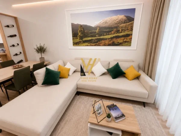 Tirane, jepet me qera zyre Kati 1, 70 m² 1.200 € (ASTIR)