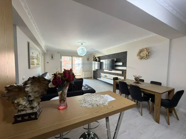 Tirane, shitet apartament 2+1+2+PARKIM, Kati 12, 127 m² 180.000 € (KTHESA E KAMZES)