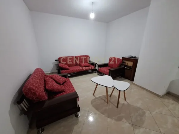 Tirane, jepet me qera apartament 1+1 , 64 m² 400 € (Astir IMP142979)