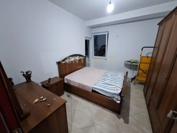 Tirane, jepet me qera apartament 1+1 , 64 m² 400 € (Astir IMP142979)
