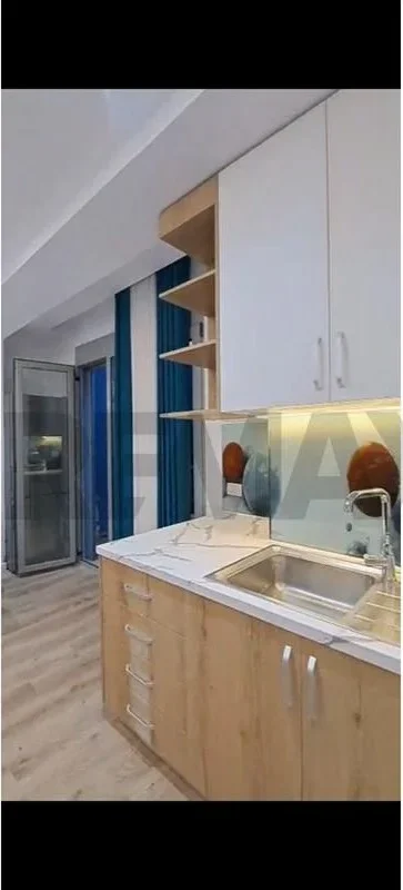 Vlore, shitet apartament 3+1+Ballkon Kati 3, 113 m² 179.000 € (Rruga Zenel Murra, Vlore)