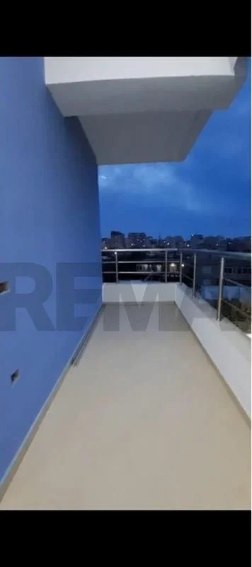 Vlore, shitet apartament 3+1+Ballkon Kati 3, 113 m² 179.000 € (Rruga Zenel Murra, Vlore)