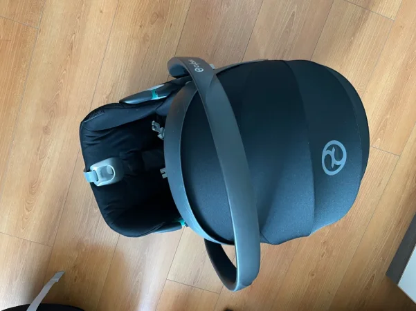 Tirane, shes Carseat Cyvex Sirona Zi i-size 100 €