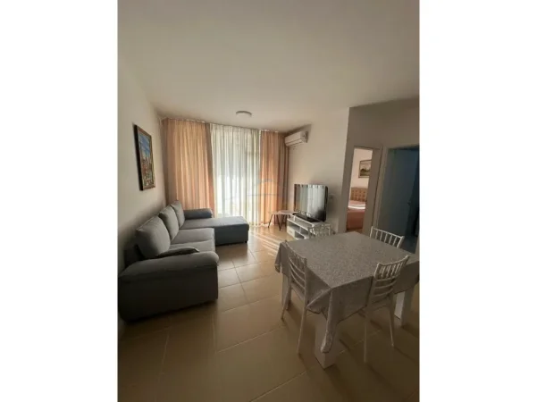 Tirane, jepet me qera apartament 1+1 Kati 4, 57 m² 550 € (Jordan Misja)
