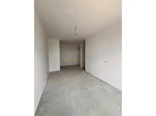 Tirane, shitet apartament 2+1 Kati 3, 90 m² 143.200 € (Kompleksi Muraga, Rruga Dalip Topi)