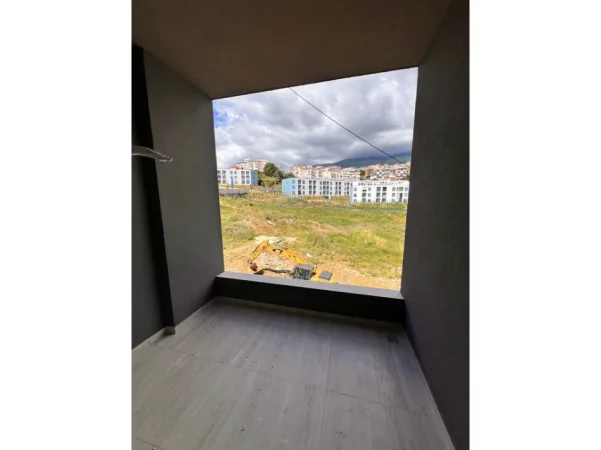 Tirane, shitet apartament 2+1 Kati 3, 90 m² 143.200 € (Kompleksi Muraga, Rruga Dalip Topi)