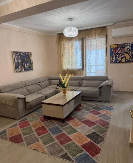 Tirane, shitet apartament 2+1+Ballkon Kati 7, 87 m² 260.000 € (BULEVARDI ZOGU I PARE)