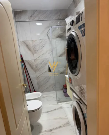 Tirane, shitet apartament 2+1+Ballkon Kati 7, 87 m² 260.000 € (BULEVARDI ZOGU I PARE)