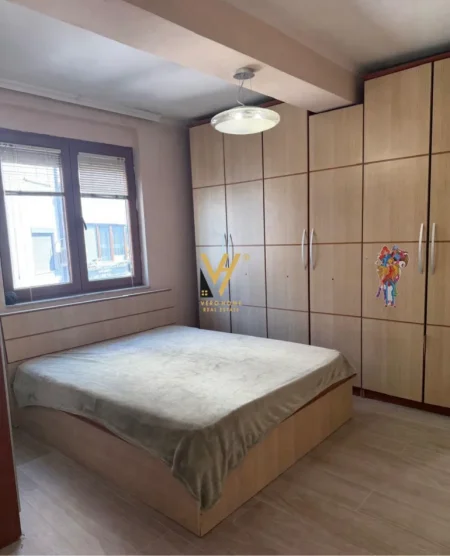 Tirane, shitet apartament 2+1+Ballkon Kati 7, 87 m² 260.000 € (BULEVARDI ZOGU I PARE)