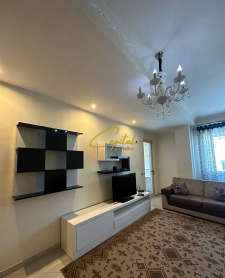 Tirane, jepet me qera apartament 1+1 Kati 5, 76 m² 450 € (ASTIR)